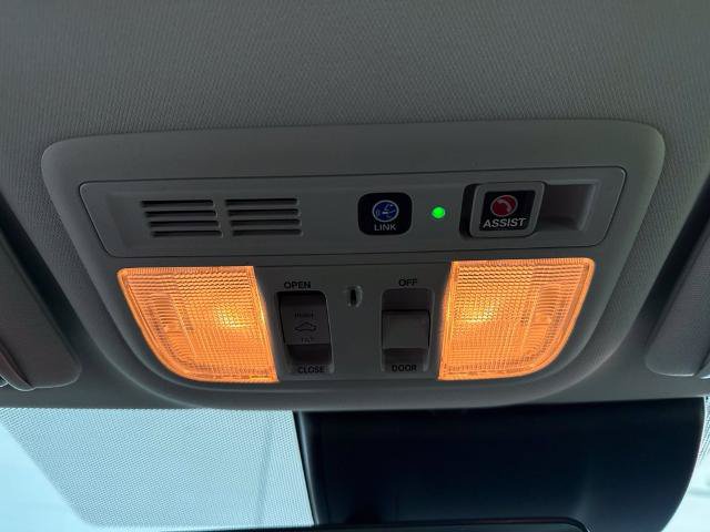 Used 2019 Honda Insight Touring image 18