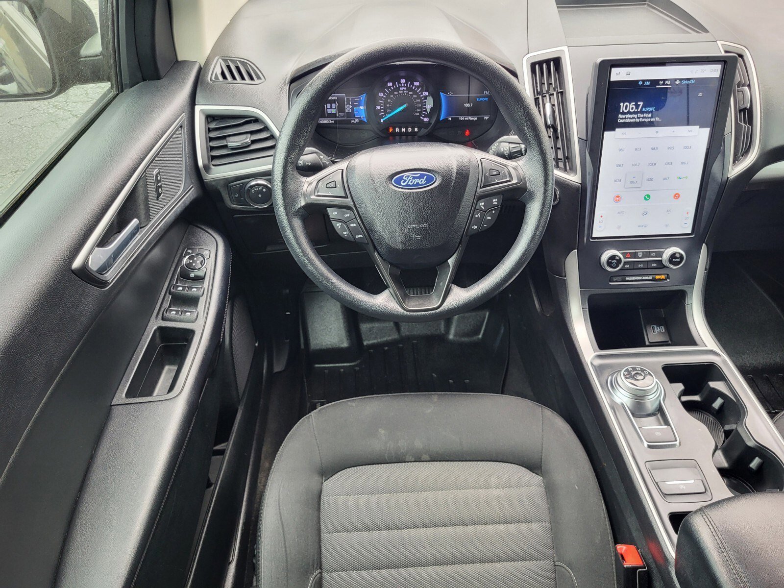 Certified 2022 Ford Edge SE w/ Black Appearance Package image 14