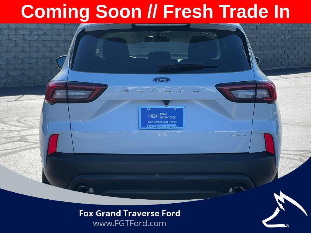 Certified 2025 Ford Escape ST-Line Select AWD/4WD image 41