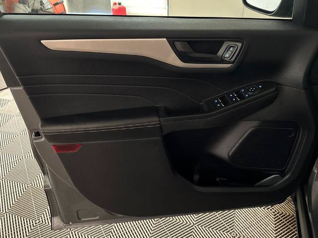 Certified 2022 Ford Escape S FWD image 14