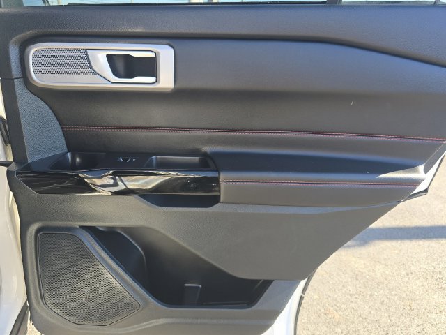 Certified 2024 Ford Explorer ST-Line w/ Class IV Trailer Tow Package AWD/4WD image 24