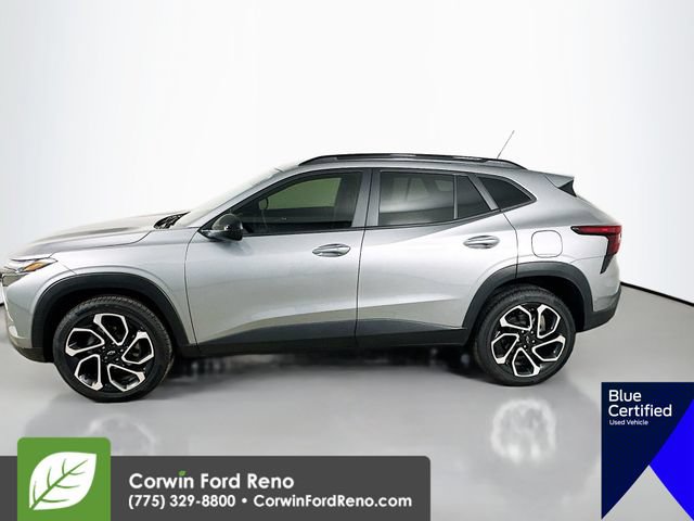 Used 2025 Chevrolet Trax RS w/ Driver Confidence Package FWD image 4