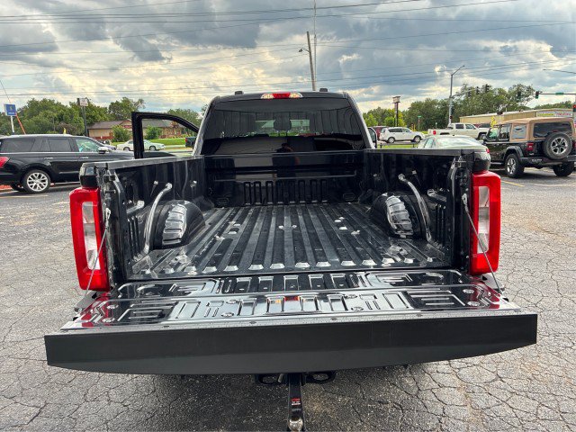 Certified 2024 Ford F250 XLT AWD/4WD image 11
