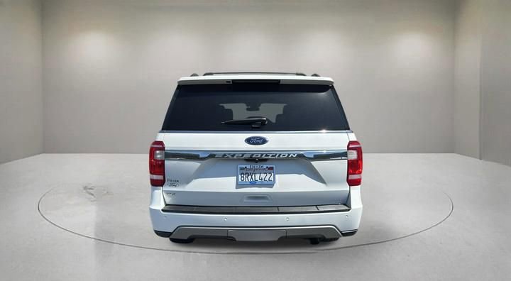 Certified 2020 Ford Expedition XLT w/ Equipment Group 202A RWD image 3