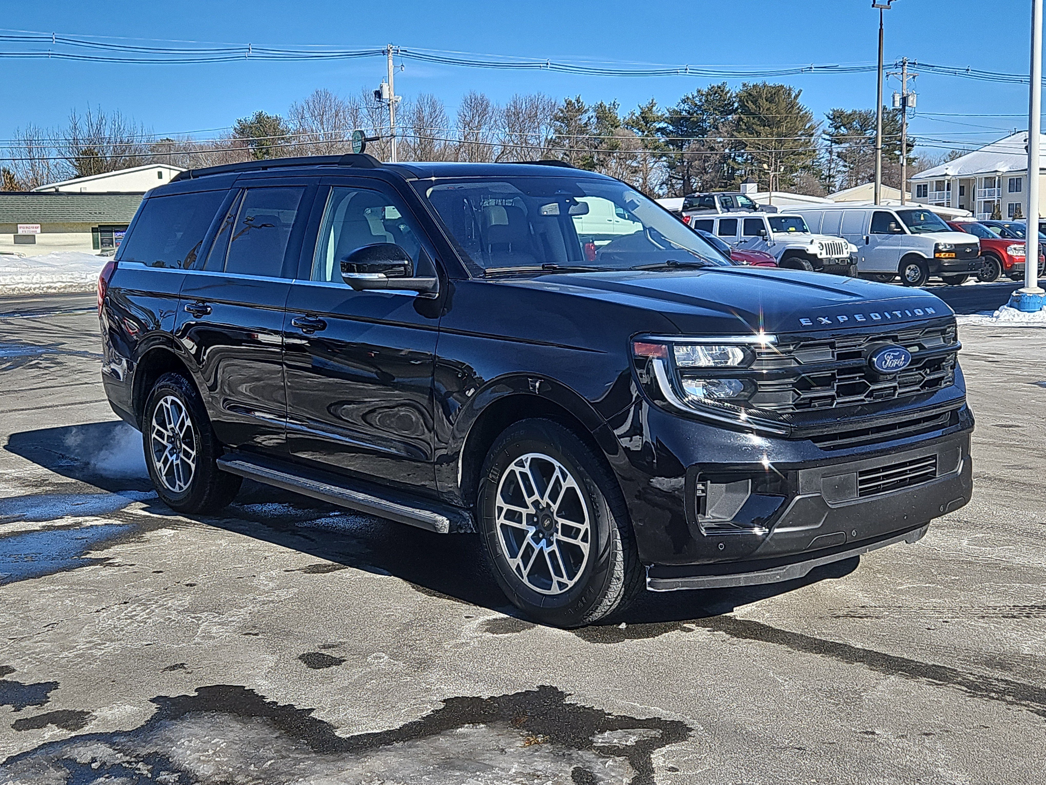 Certified 2025 Ford Expedition Active