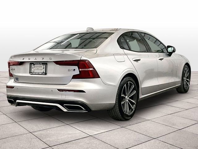 Used 2022 Volvo S60 B5 Momentum w/ Advanced Package AWD/4WD image 11