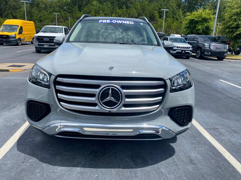 Used 2024 Mercedes-Benz GLS 450 4MATIC image 2