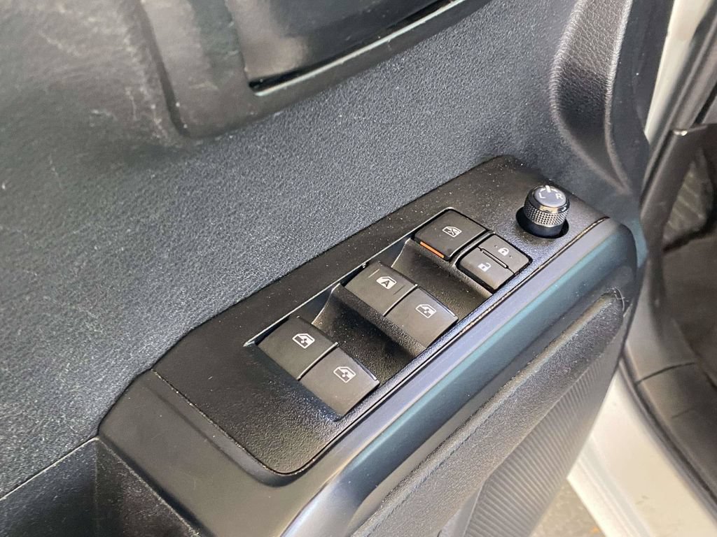 Used 2023 Toyota Tacoma SR w/ SR Convenience Package RWD image 15