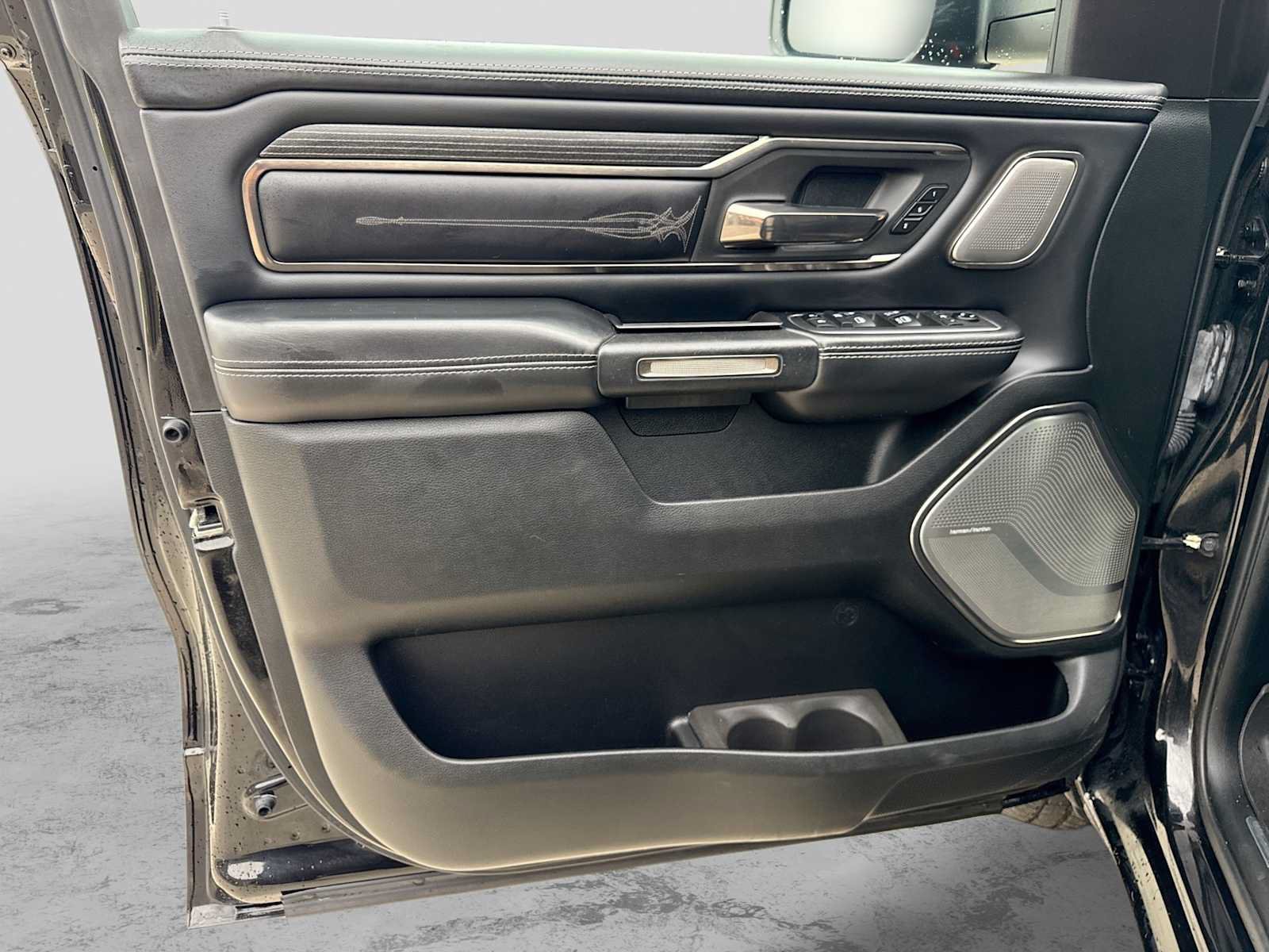 Used 2021 RAM 1500 Limited AWD/4WD image 30