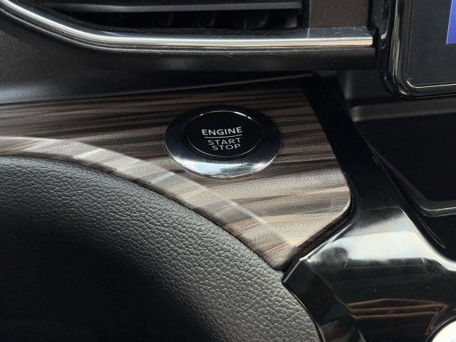 Certified 2023 Ford Explorer Limited w/ Equipment Group 301A image 18