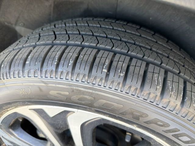 Used 2024 Subaru Ascent Limited w/ Technology Package AWD/4WD image 33