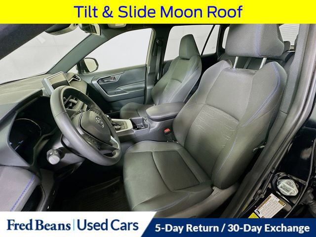 Used 2023 Toyota RAV4 SE w/ Convenience Package AWD/4WD image 27