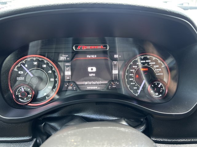 Used 2022 RAM 1500 Rebel AWD/4WD image 32