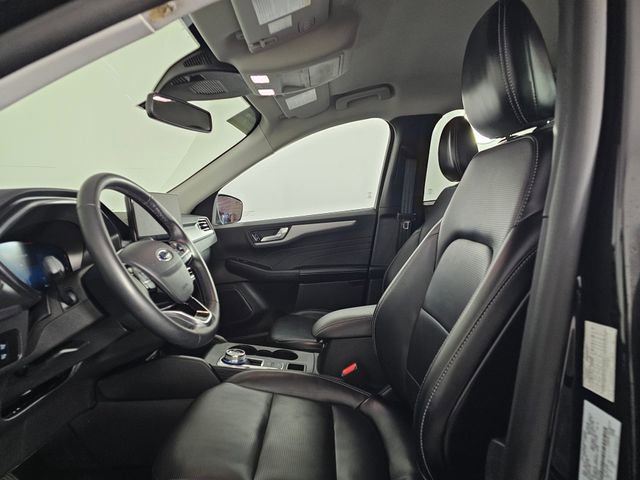 Certified 2024 Ford Escape Platinum image 23
