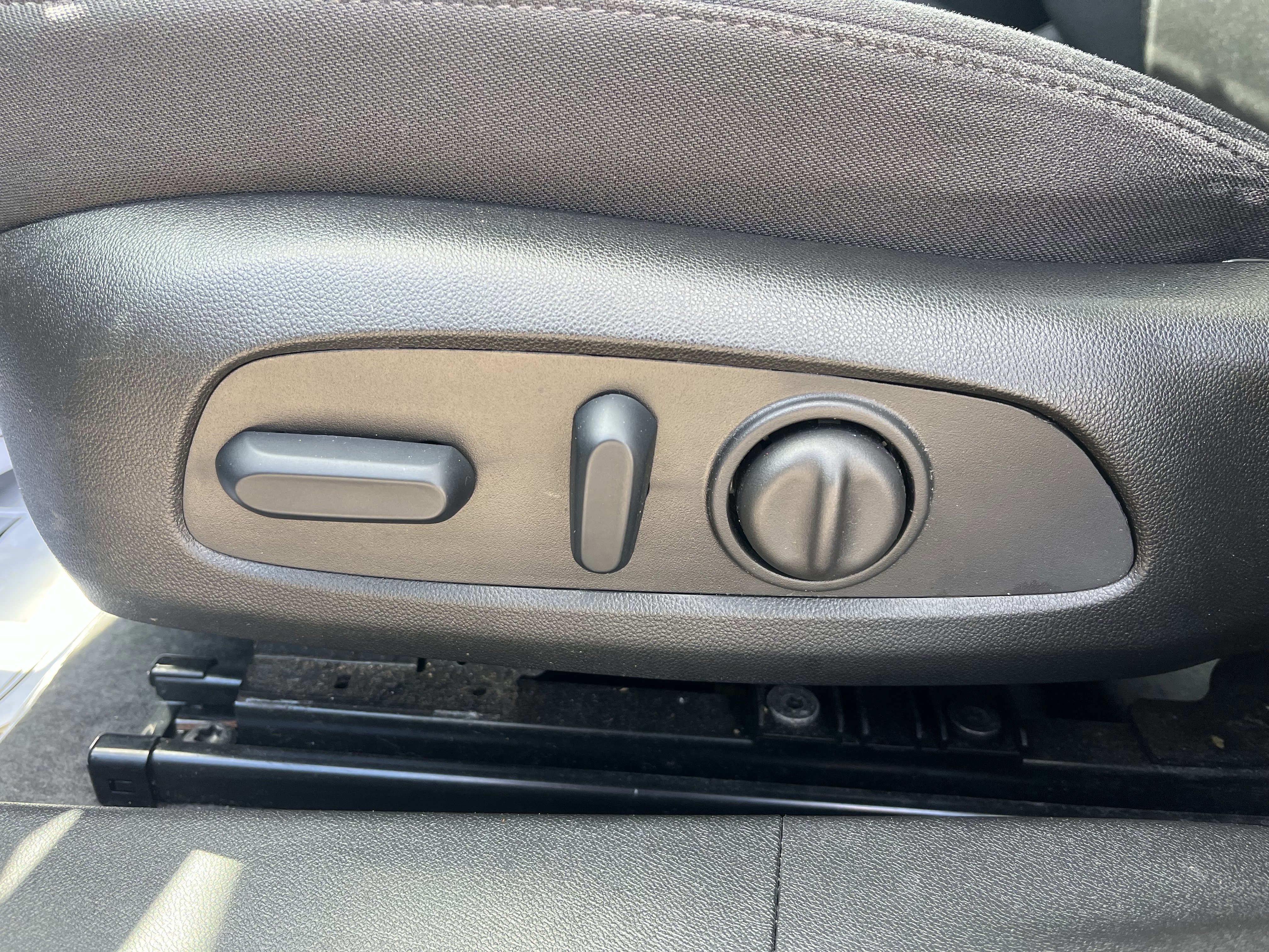 Used 2024 Chevrolet Malibu LT FWD image 15