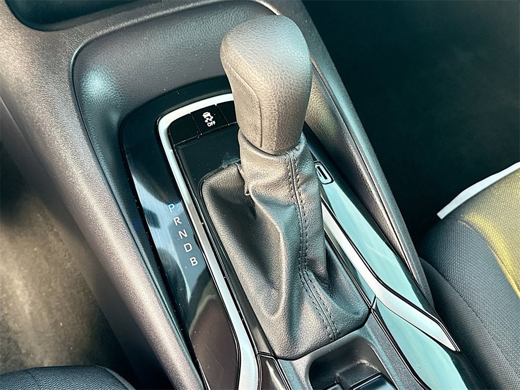 Used 2022 Toyota Corolla LE image 22