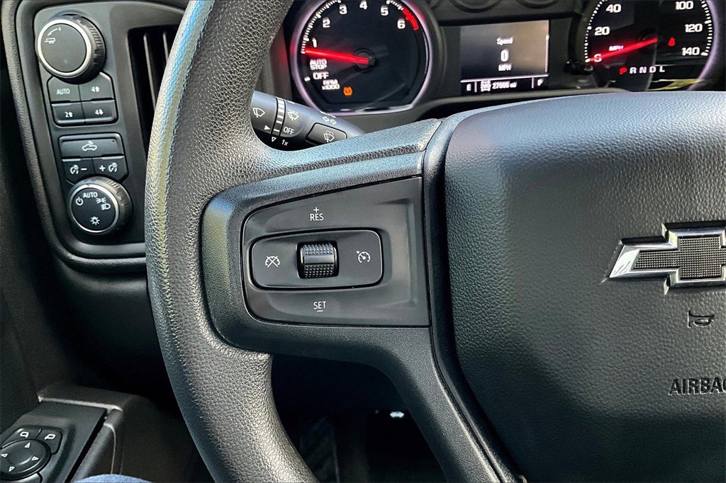 Used 2022 Chevrolet Silverado 1500 Custom Trail Boss w/ LPO, Dark Essentials Package image 17