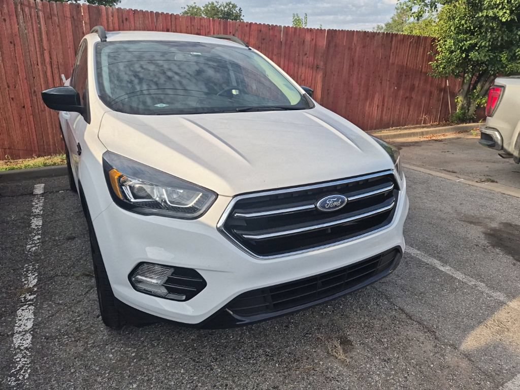 Certified 2019 Ford Escape SE FWD image 23