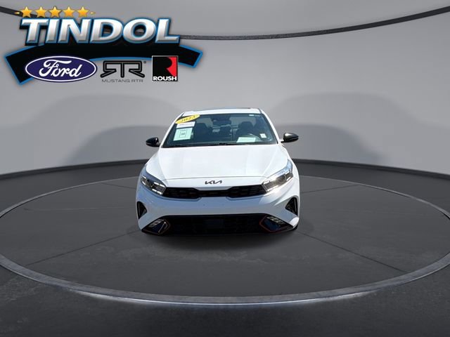 Used 2023 Kia Forte GT-Line w/ GT-Line Premium Package FWD image 4