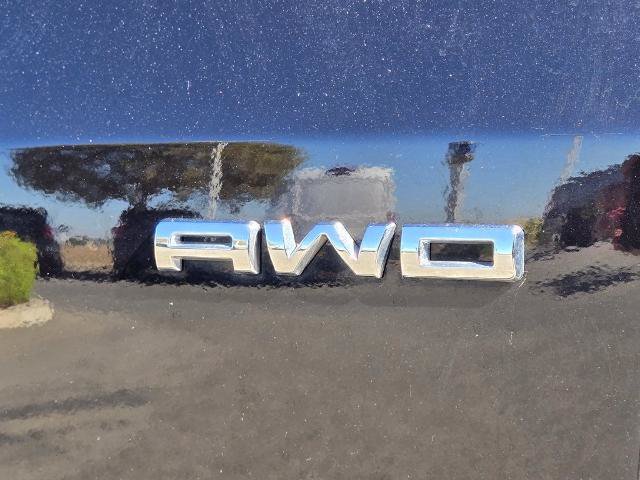 Certified 2025 Ford Escape ST-Line AWD/4WD image 10