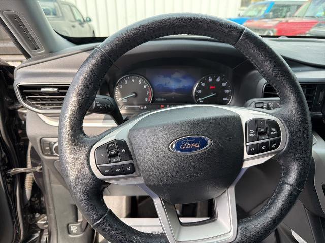 Certified 2022 Ford Explorer XLT w/ Equipment Group 202A AWD/4WD image 10