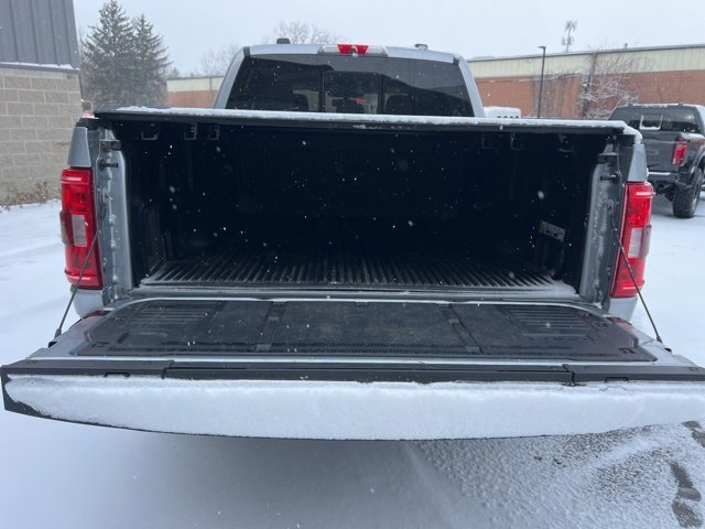 Certified 2022 Ford F150 XLT w/ Equipment Group 302A High image 15