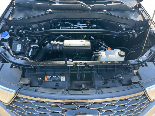 Certified 2024 Ford Explorer ST-Line w/ Class IV Trailer Tow Package AWD/4WD image 19