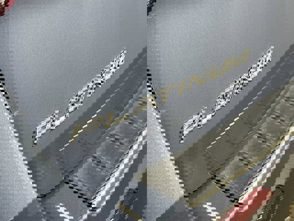 Certified 2021 Ford Explorer Platinum w/ Equipment Group 601A image 7