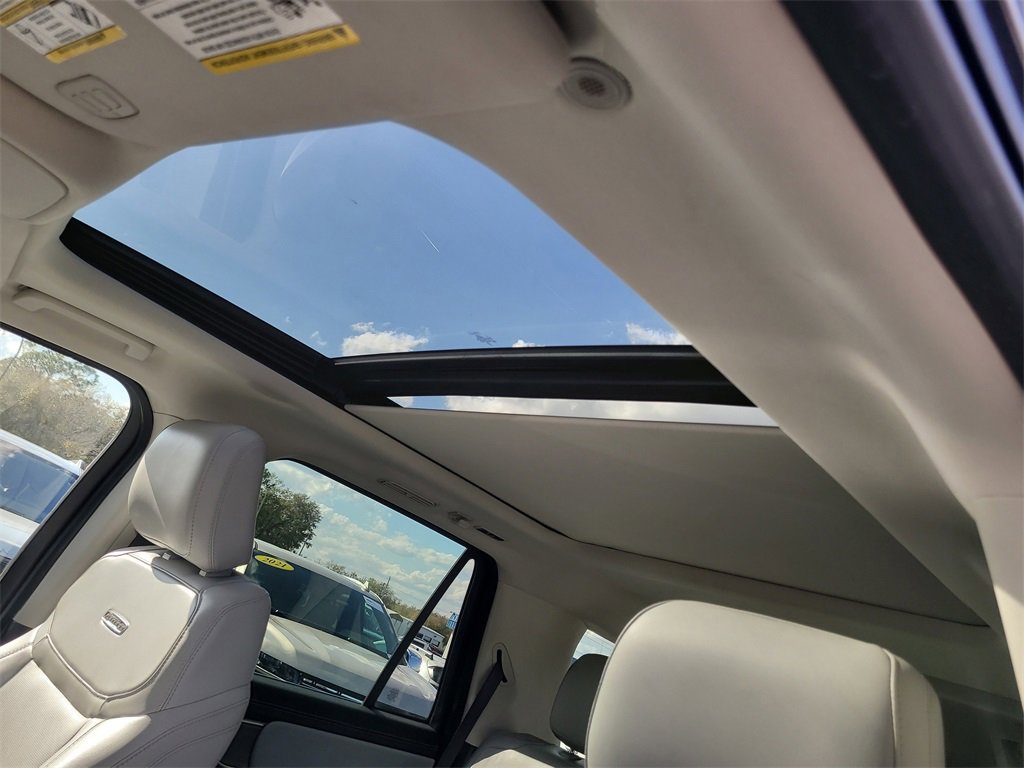 Certified 2025 Ford Expedition Platinum image 22