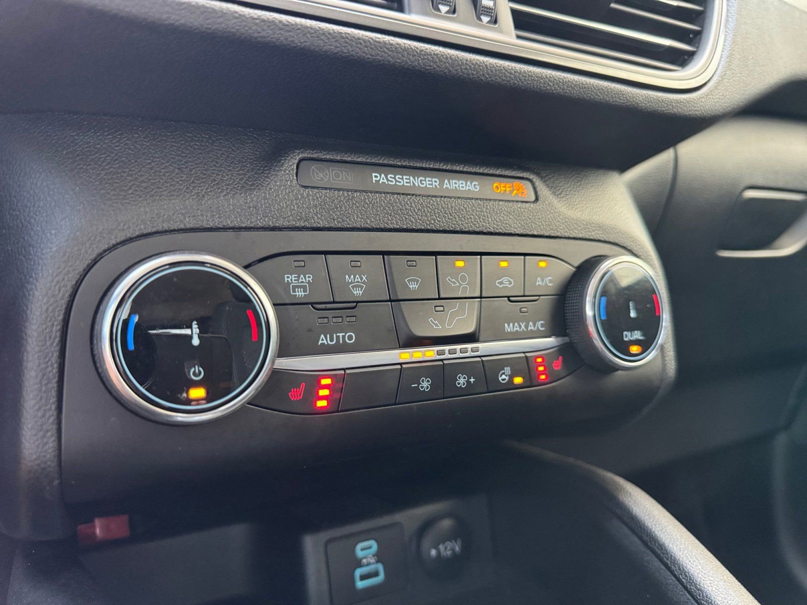 Certified 2023 Ford Escape Active w/ Cold Weather Package image 22