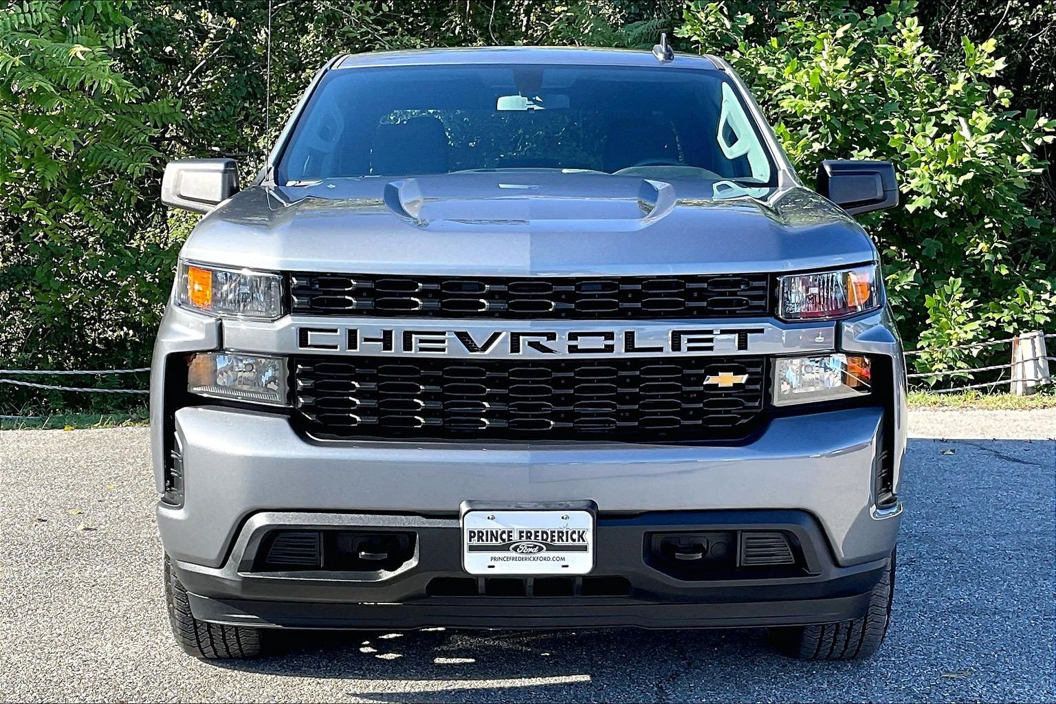 Used 2021 Chevrolet Silverado 1500 Custom AWD/4WD image 2