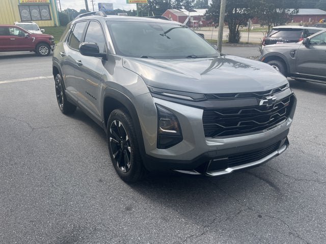 Used 2026 Chevrolet Equinox RS FWD image 4