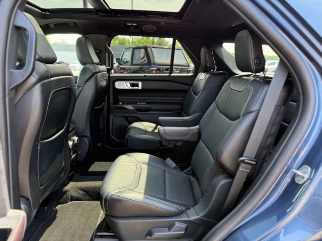 Certified 2020 Ford Explorer ST w/ Premium Technology Package AWD/4WD image 14