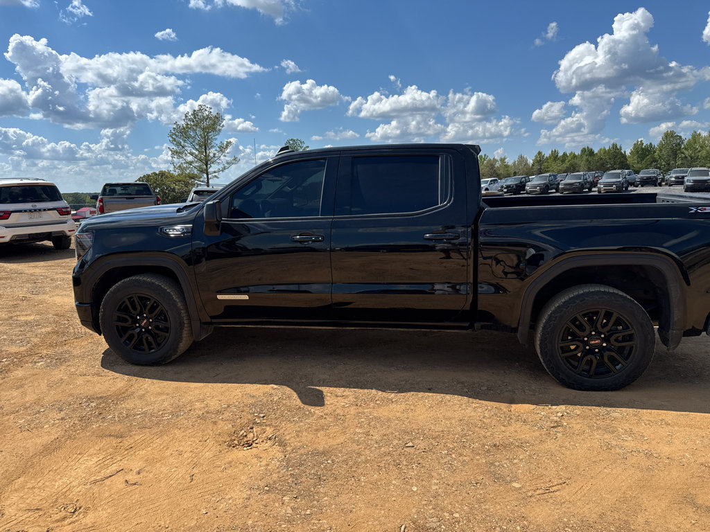 Used 2025 GMC Sierra 1500 Elevation w/ X31 Off-Road Package AWD/4WD image 6