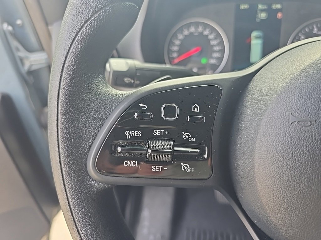 Used 2023 Mercedes-Benz Sprinter 1500 image 28
