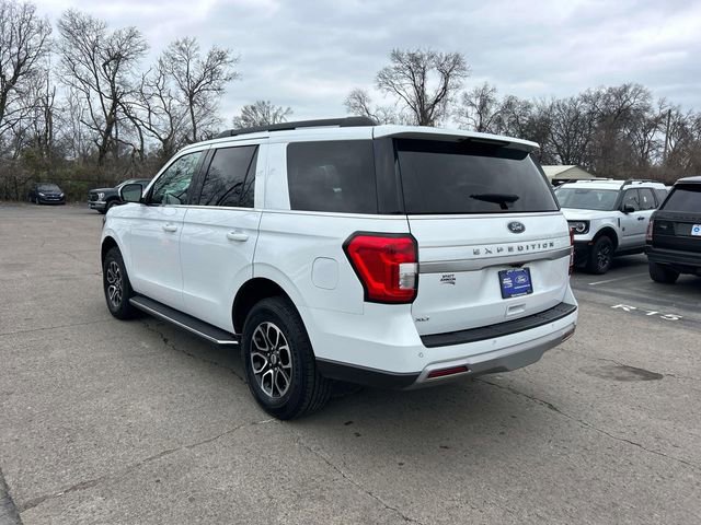 Certified 2023 Ford Expedition XLT image 5