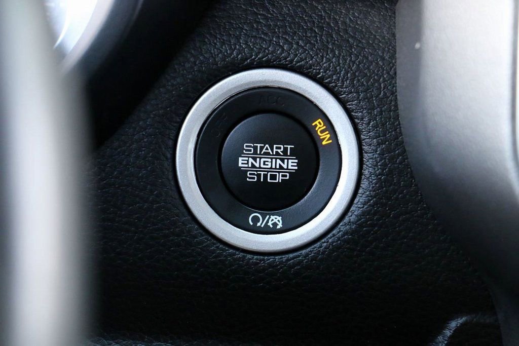 Used 2024 RAM 1500 Laramie image 13