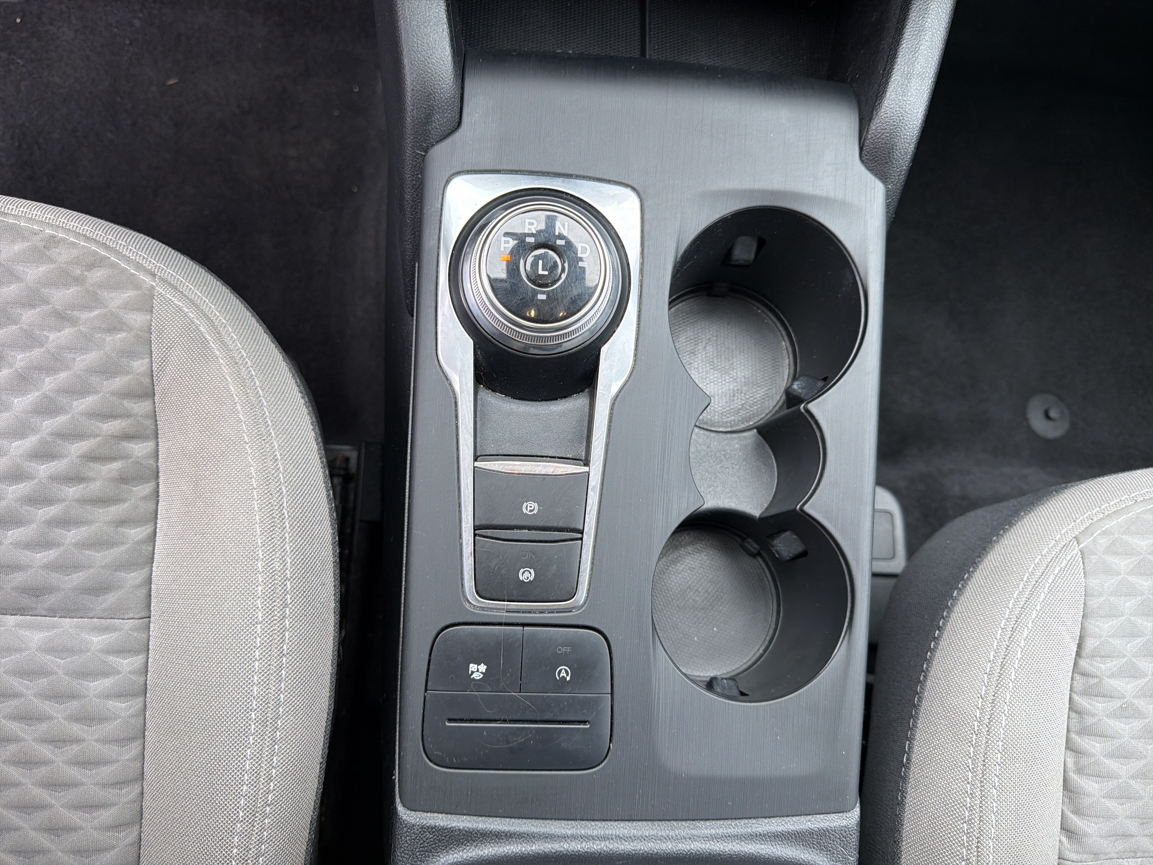 Certified 2020 Ford Escape SE AWD/4WD image 36