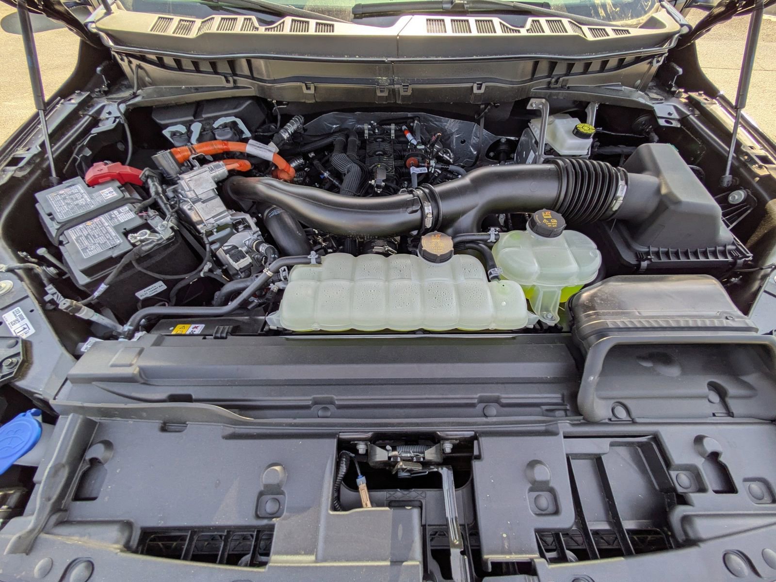 Certified 2025 Ford F150 King Ranch w/ FX4 Off-Road Package image 5