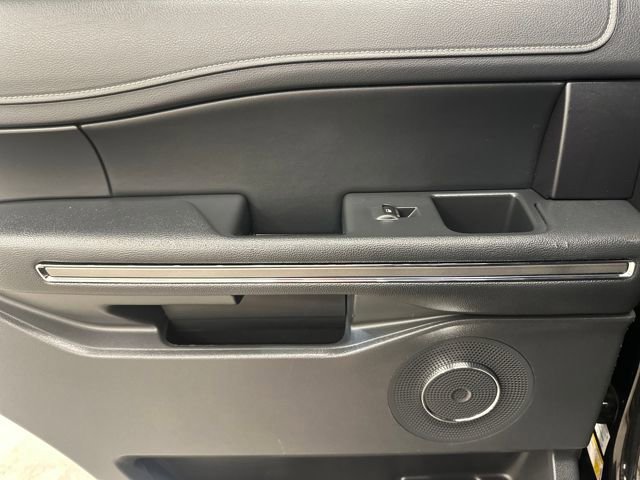 Certified 2022 Ford Expedition XLT image 33