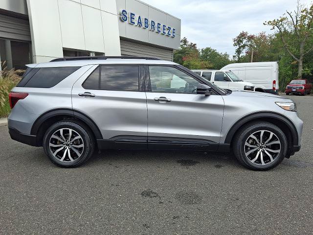 Certified 2020 Ford Explorer ST w/ Premium Technology Package AWD/4WD image 7