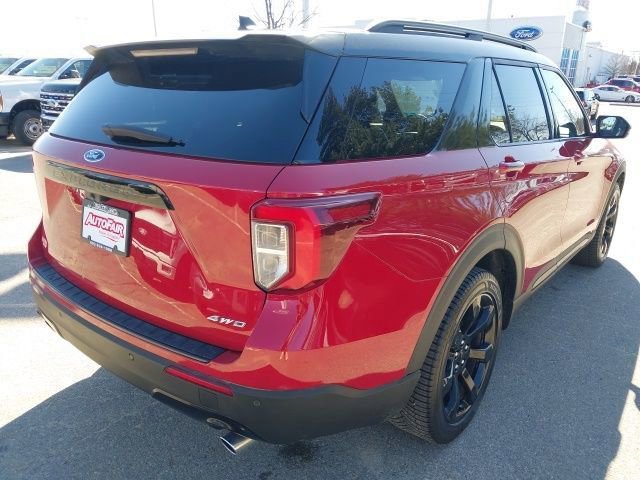 Certified 2022 Ford Explorer ST-Line image 5