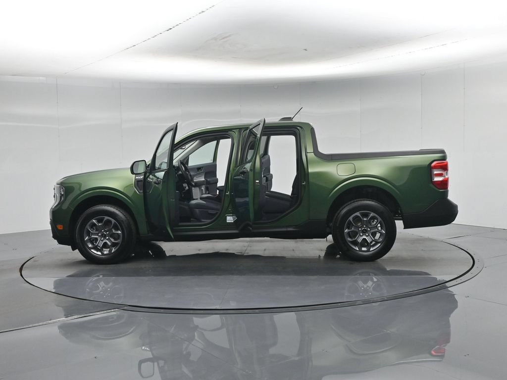 Certified 2025 Ford Maverick XLT FWD image 37