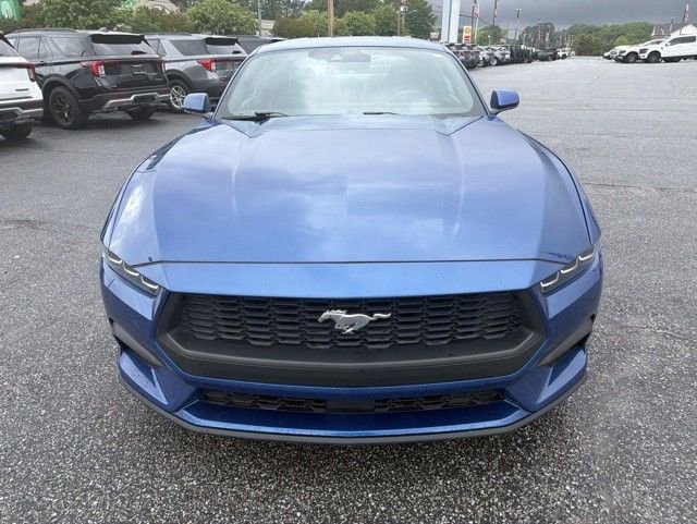 Certified 2024 Ford Mustang Coupe RWD image 2