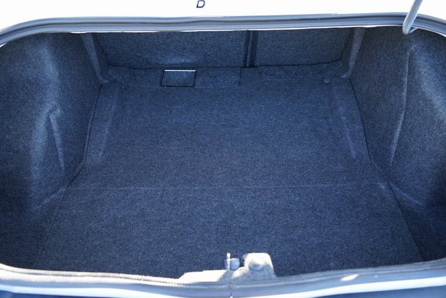 Used 2020 Dodge Challenger SXT w/ Blacktop Package image 7