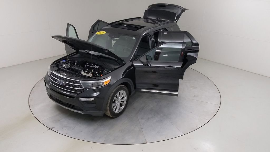 Certified 2023 Ford Explorer XLT w/ Equipment Group 202A image 59