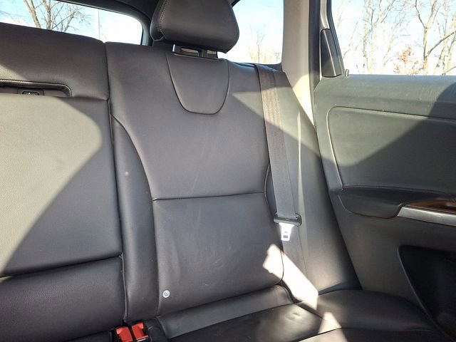 Used 2017 Volvo XC60 T6 Inscription w/ Climate Package image 18