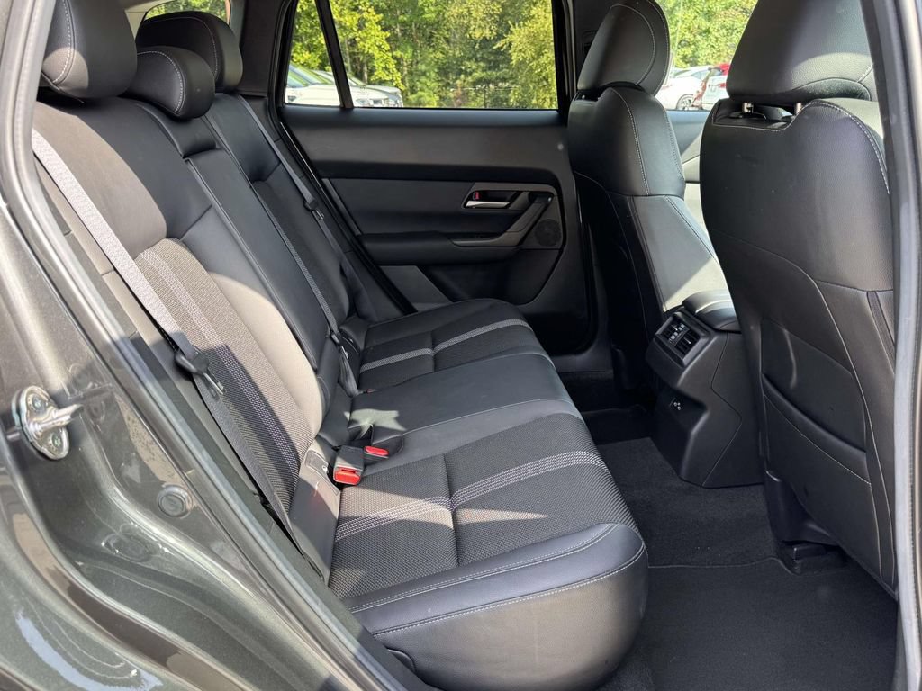 Used 2025 MAZDA CX-50 AWD 2.5 S w/ Preferred Package image 16