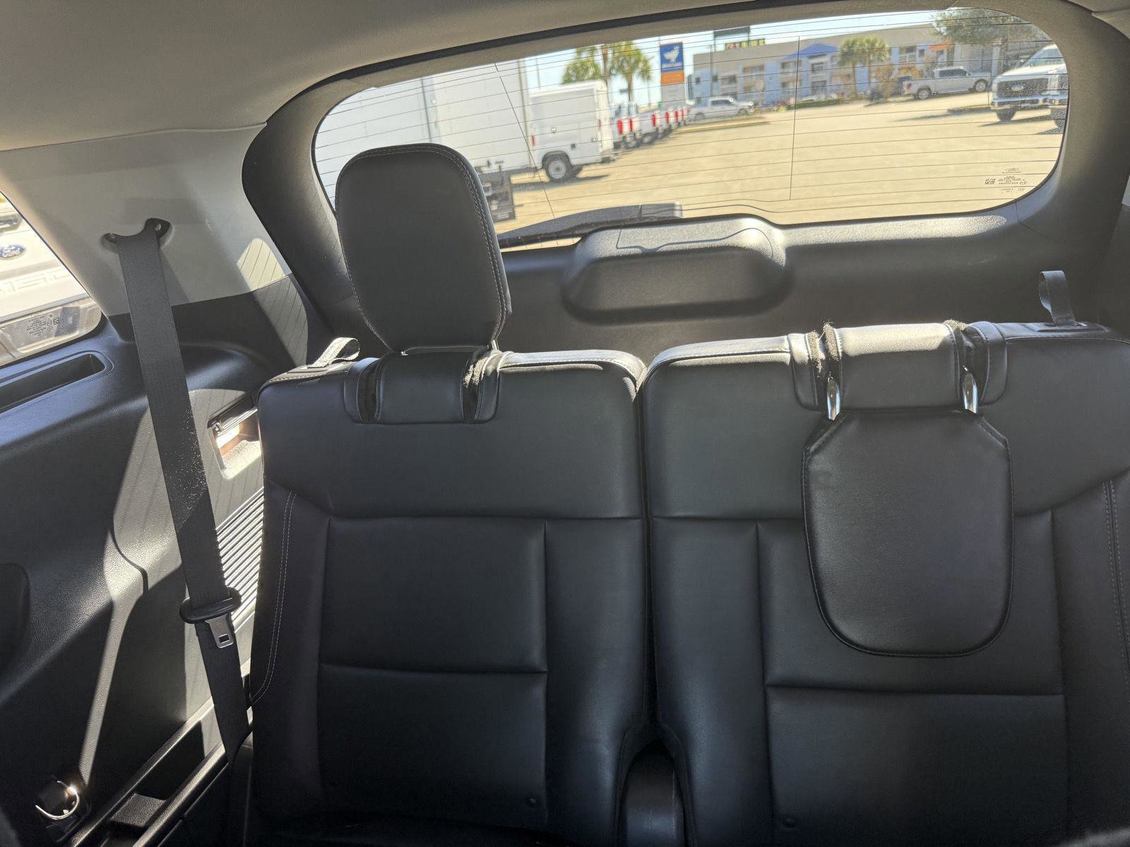 Certified 2022 Ford Explorer XLT w/ Equipment Group 202A image 24