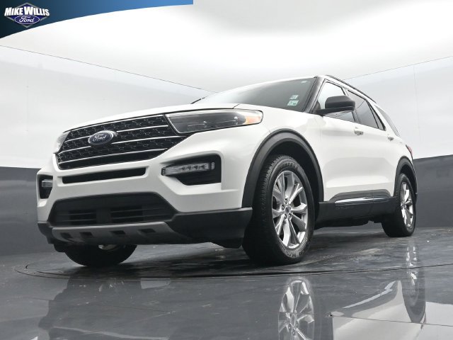 Certified 2020 Ford Explorer XLT w/ Equipment Group 202A RWD image 11